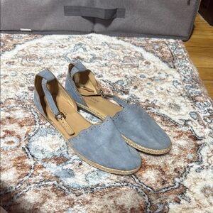 LC Lauren Conrad Blue Flats